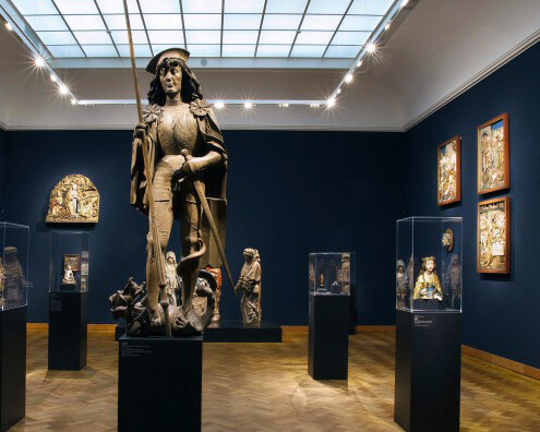 The Middle Ages. Courtesy of Liebieghaus Skulpturensammlung