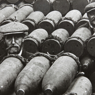 Factory workers with filled shells, National Shell-Filling Factory No 6, Chilwell, 1915-18; photo courtesy of MOD Chilwell, Nottingham