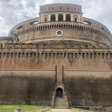 Rome, The Mausoleum of Hadrian, today Castel Sant’Angelo, 
began in 130 CE and completed in 139 CE, ph. Brenda Lee Bohen
