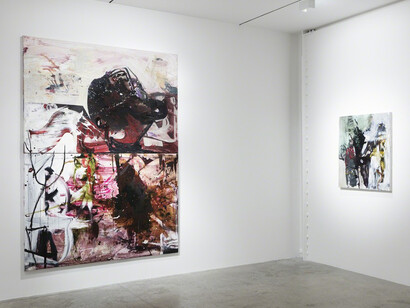 Tsibi Geva. Jolt, Exhibition view. Courtesy of Albertz Benda