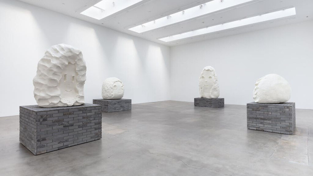 Yoshitomo Nara, My imperfect self, exhibition view. Courtesy of Blum