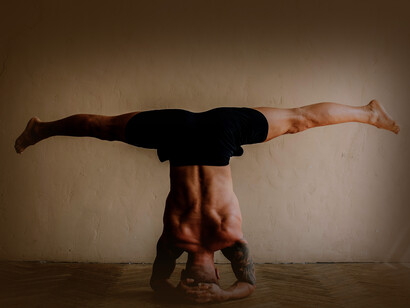 Dopo i 40 anni bisognerebbe cominciare a prediligere yoga via via sempre più dolci