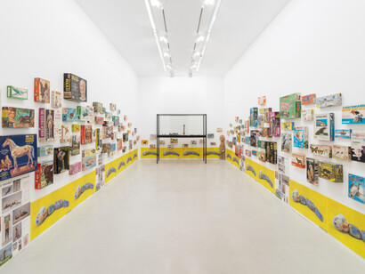 Installation view of Izumi Kato’ solo show at Perrotin Paris, 2023 © Photo by Claire Dorn. Courtesy of the artist and Perrotin. © Izumi Kato 2023