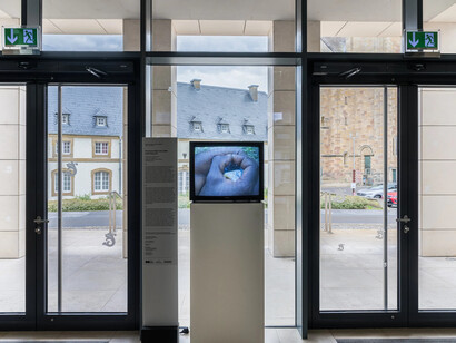 Various artists, Dodeka: 12 works for 12 cantons, exhibition view. Courtesy of Mudam Luxembourg