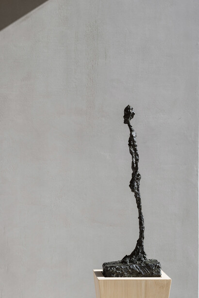 Alberto Giacometti (1901 – 1966), Femme debout 1957, Bronze, Height: 71 cm, Image courtesy V-A-C collection