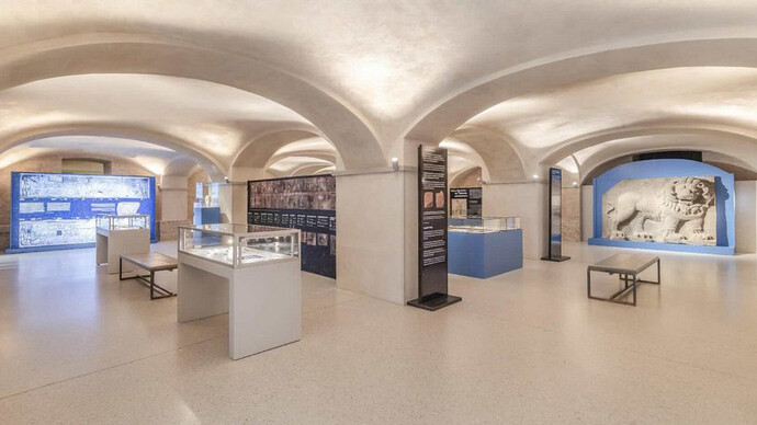 Destiny in the stars. The beginnings of the zodiac, exhibition view. Courtesy of Neues Museum 