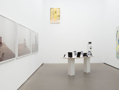 Revolte, Exhibition view. Courtesy of Eigen + Art Lab