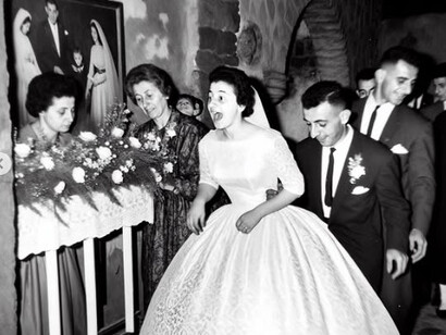 Viaggio in Italia. Ricordi artificiali. Matrimoni [Generati dall'intelligenza artificiale]. Queste immagini sono composte esclusivamente da elementi generati dall'intelligenza artificiale.
Roberto Beragnoli