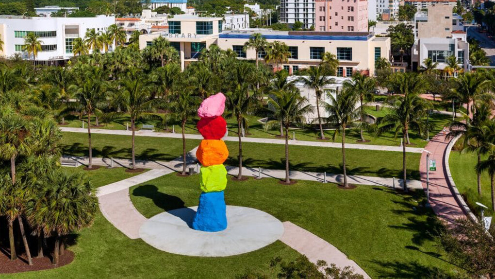 Ugo Rondinone. Courtesy of The Bass 