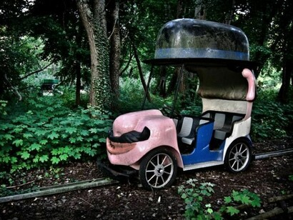 Macchina per gli ospiti allo Spreepark di Berlino