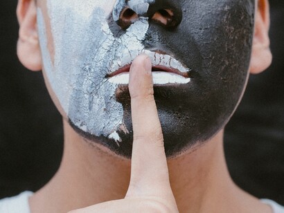 El sufrimiento psicológico que provoca la sordera puede acarrear importantes consecuencias en la salud mental de la persona