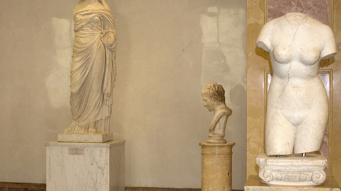 The Art of Ancient Greece, Exhibition view. Courtesy of The State Hermitage Museum