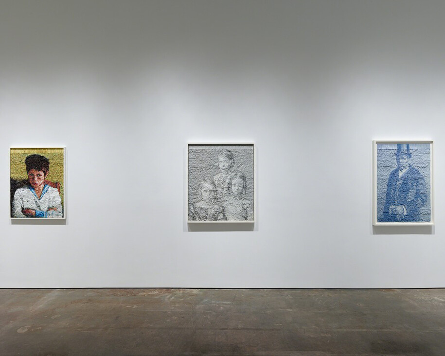 Crossing-over, Exhibition view. Courtesy of Yossi Milo Gallery