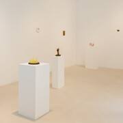 Romeo Gómez López, Tierno es el día que los demonios se alejan, exhibition view. Courtesy of Travesía Cuatro