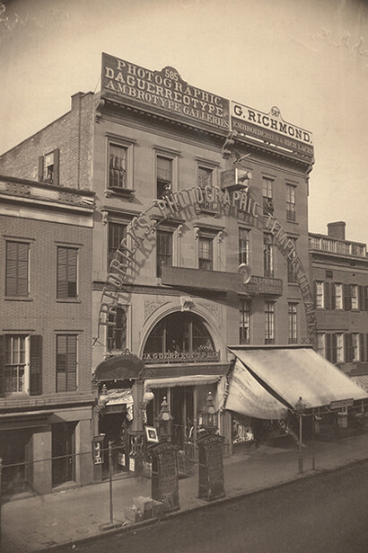 Salt print, Image: 16 1/8 x 13 1/2 inches. Gift of Hallmark Cards, Inc., 2005.27.291.