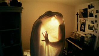 Dentro, ph Theo Gosselin
