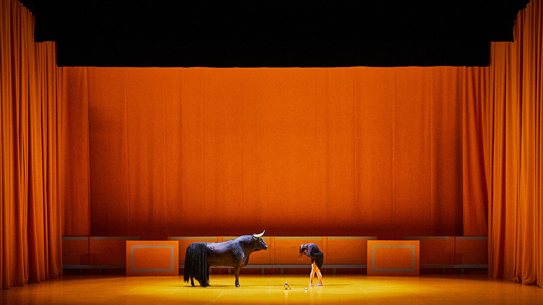 «Liebestod (El olor a sangre no se me quita de los ojos–Juan Belmonte)», Angélica Liddell, 2021. Fotografía: Christophe Raynaud de Lage, Festival d'Avignon