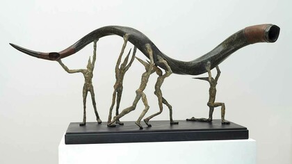 Bushra Fakhoury, Kudu procession. Courtesy of Mall Galleries