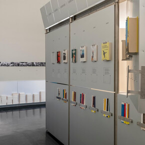 Uno, cinque, dodici. Ottant’anni del Premio Strega, veduta della mostra. Cortesia di MACRO