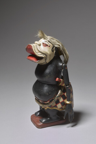 . Puppet of the comic character Sabda Palon, one of Damarwulan’s servants
Central Java, probably Surakarta
1700s
Wood, fibre, hair, pigment, and gold leaf
© Trustees of the British Museum