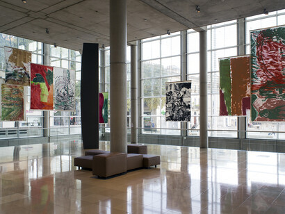 Vivian Suter, Disco, vue de l'exposition. Avec l'aimable autorisation de Carré d'Art