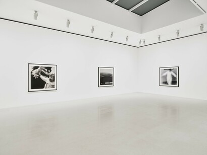 Bennett Miller, exhibition view. Courtesy of Gagosian 
