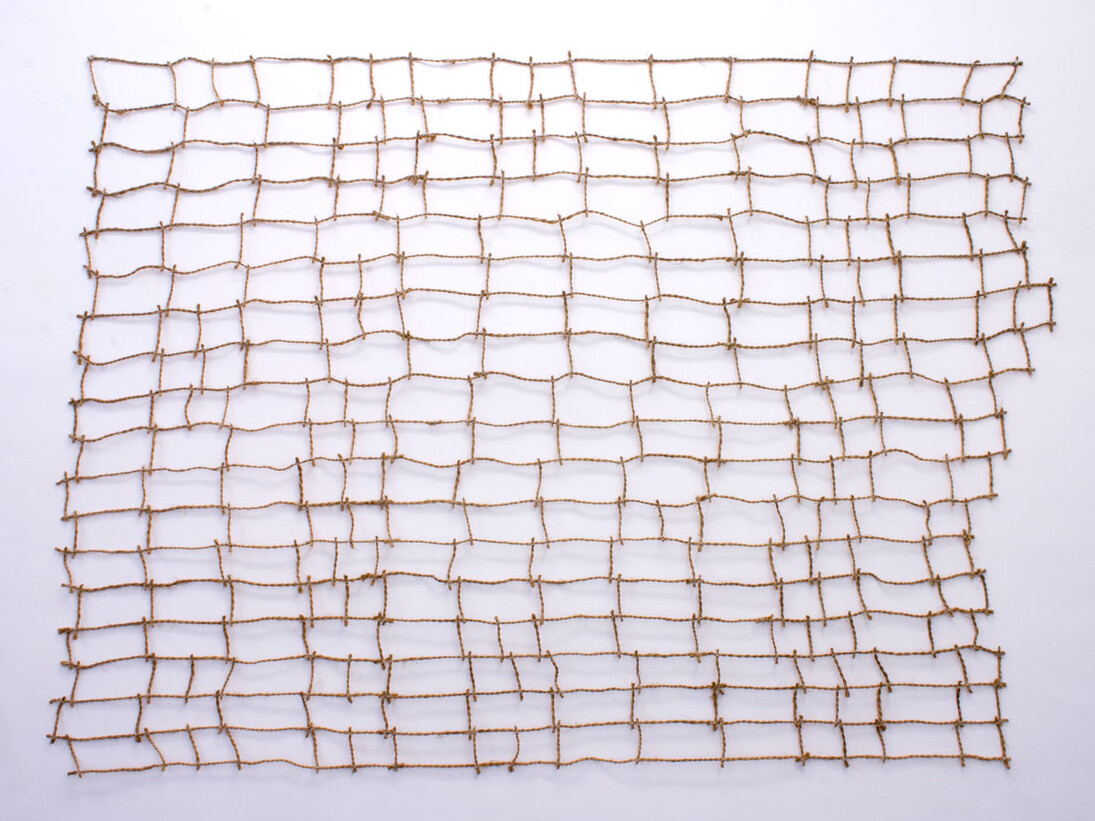 José María Guijarro, 18 verses of the archipelago (Hölderlin),1989-2009. Esparto rope. 125 x 250 cm