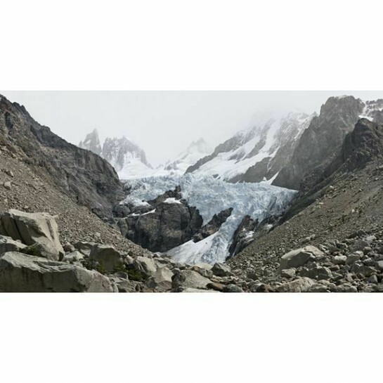 Frank Thiel, Piedras Blancas, 2012/2013, framed chromogenic print face mounted to Plexiglas, framed: 72 1/2 x 126 1/2 x 2 3/8 inches (184.2 x 321.2 x 6 cm) © Frank Thiel / VG Bild-Kunst, Bonn. Courtesy: Sean Kelly, New York