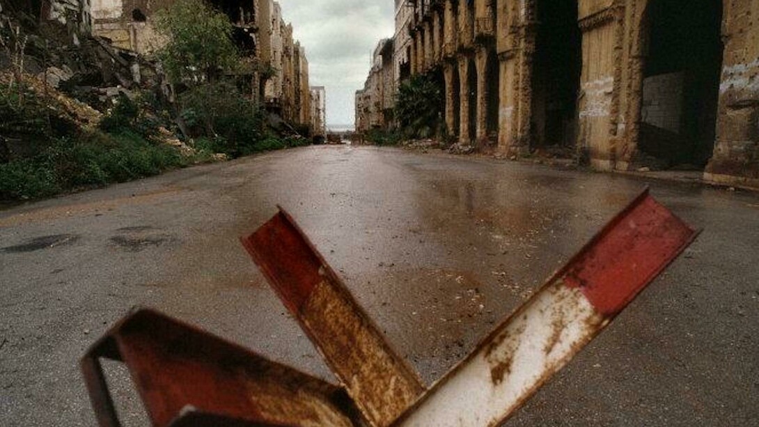 René Burri, Maarad Street. Beirut, Lebanon, 1991 © René Burri / Magnum Photos. Courtesy of Casa dei Tre Oci
