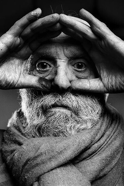 César Baldaccini. Louis Durot a été l'assistant de César, il a rencontré Picasso et Niki de Saint Phalle