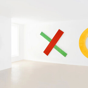 Robert Mangold, Paintings 1973-2012, exhibition view. Courtesy of Mignoni Gallery