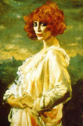 La Marchesa Luisa Casati, di Augustus John (1919). Innamorata dello scrittore Gabriele D'Annunzio, la Casati cambia radicalmente il suo look, tingendo i capelli di rosso fuoco e adottando un trucco eccentrico, trasformando la sua immagine in un'icona di bellezza e fascino