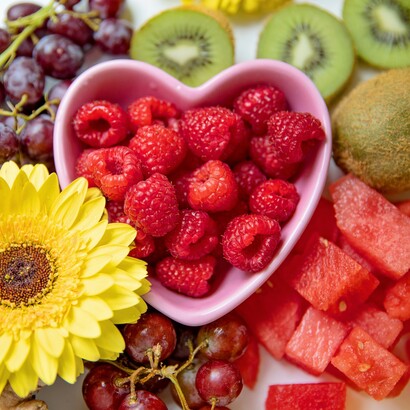 Mantieni un'alimentazione equilibrata associata a regolare attività fisica per favorire la salute cardiovascolare