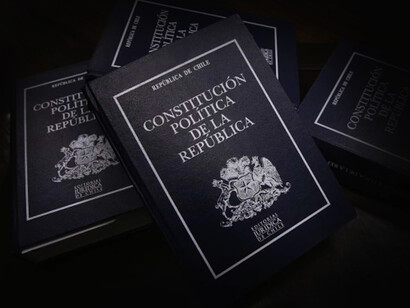 Texto de la actual Constitución chilena vigente desde el año 1980