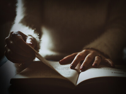 Creatividad Internacional nació bajo la iniciativa del escritor cubano Ismael Lorenzo y en relativamente poco tiempo se ha establecido en un reconocido nicho dentro de la diversidad literaria y cineasta