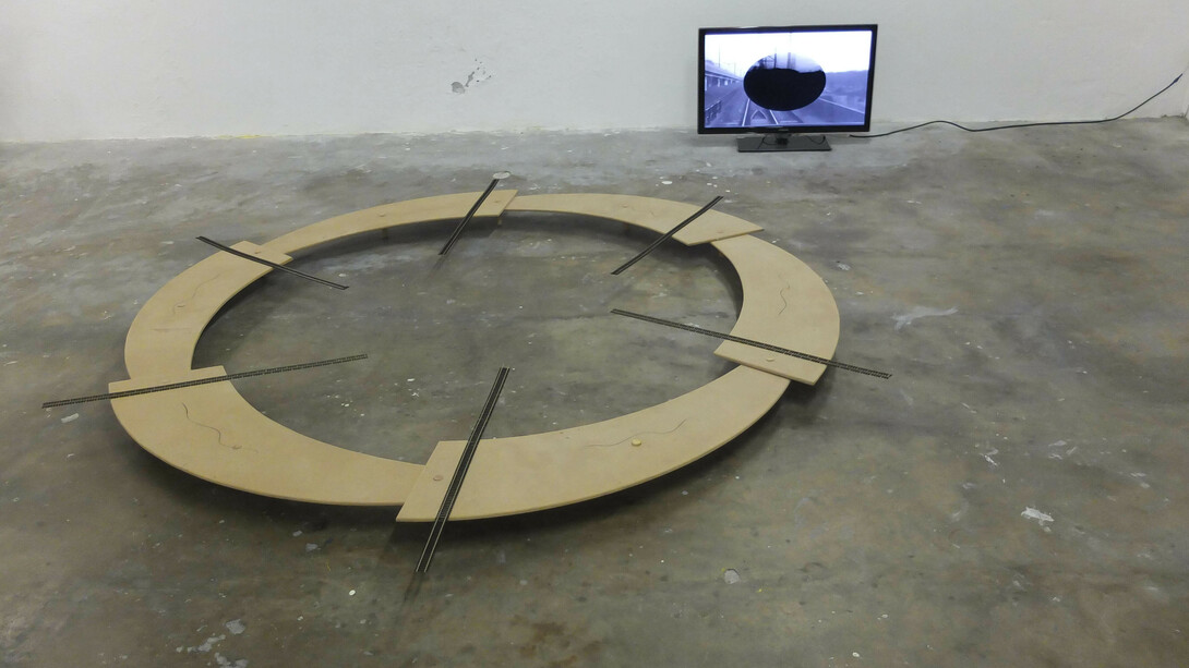 Pedro Cabral Santo, Turn left ("Absulutely")
