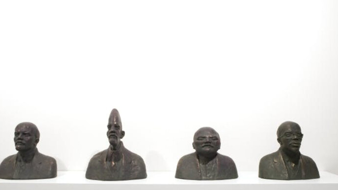 Mutation, Erbossyn Meldibekov, 2009. Courtesy of M HKA