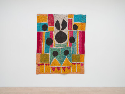 Sanaa Gateja, Language of we, vista de exhibición. Cortesía del Instituto de Arte Contemporáneo de Miami