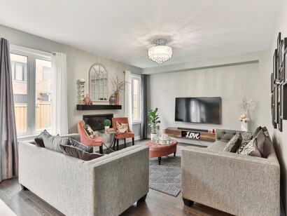 Più che un elemento d’arredo, la nicchia si rivela un’architettura dell’anima, pensata per leggere, pregare e sostare lontano dal rumore del quotidiano