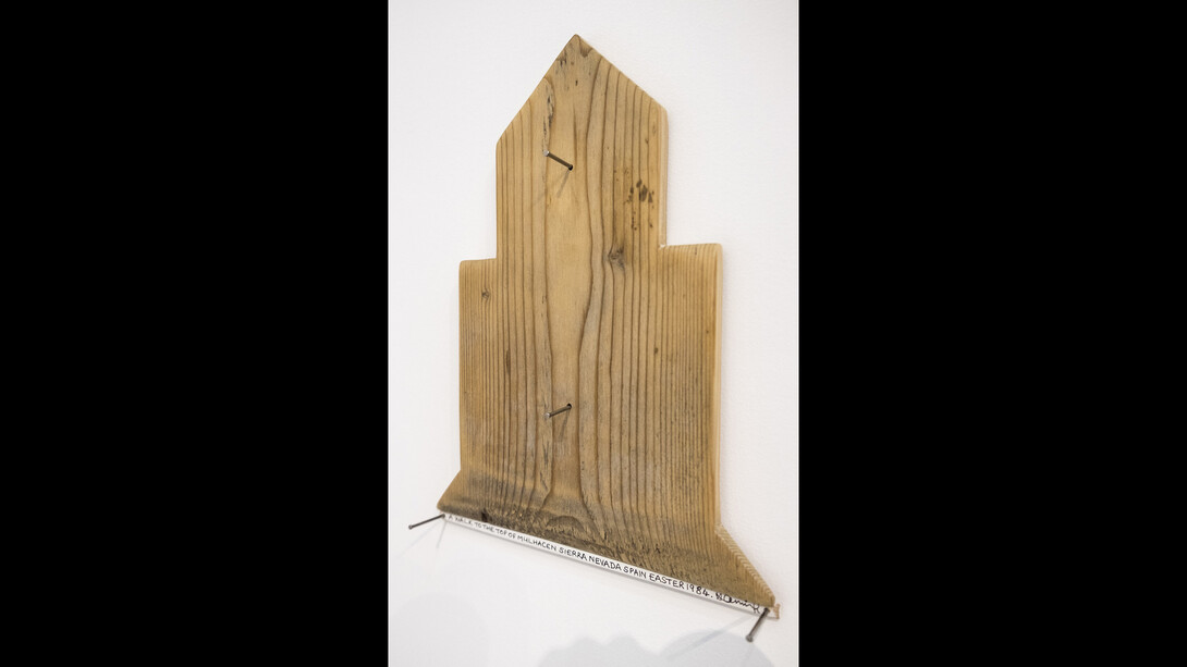 Hamish Fulton A Walking Artist. Courtesy of Bergamin & Gomide