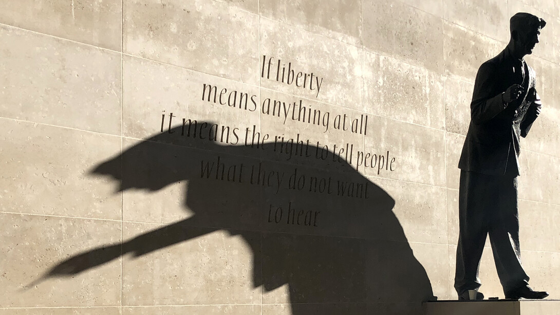 Estatua de George Orwell, Londres, Reino Unido