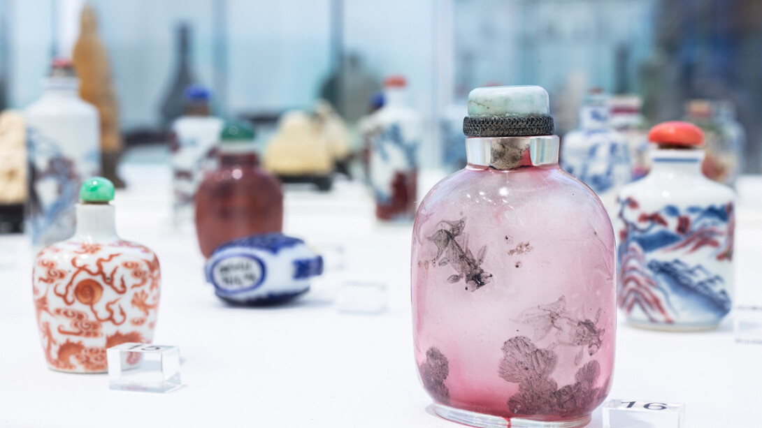 Open Storage of the Art of Asia. Courtesy of Národní galerie Praha