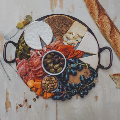 A feast would take place at the bride's house prior to the wedding ceremony