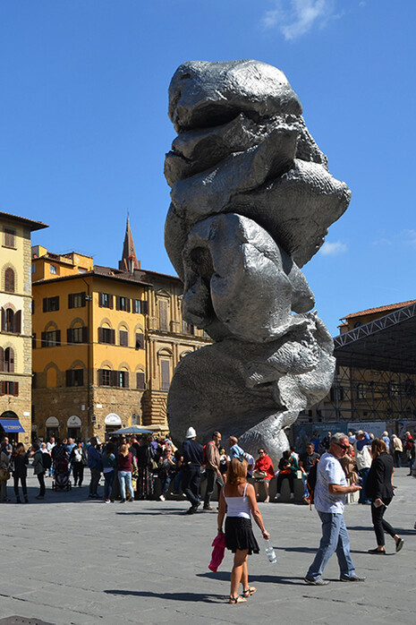 Piazza Signoria. Urs Fischer, Big Clay #4