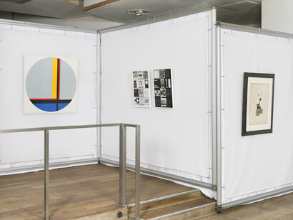 Various artists, The “schmelz” and the new Frankfurt, exhibition view. Courtesy of Edition & Galerie Hoffmann
