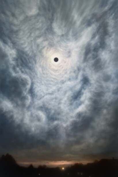 Samantha Fields, The path of totality, 2024. Courtesy of Traywick Contemporary