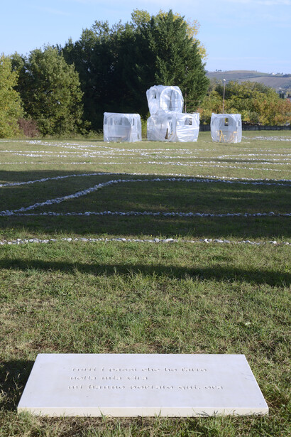 Alberto Garutti, (2020), at the bottom of the picture, Yona Friedman con Jean- Baptiste Decavèle, Il Rifugio di Tutti (2019), photo credit: Gino Di Paolo