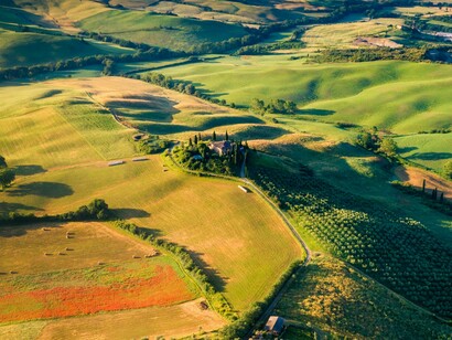 Paesaggio è un gioco continuo, mobile tra struttura e infrastruttura, con cui s’identifica