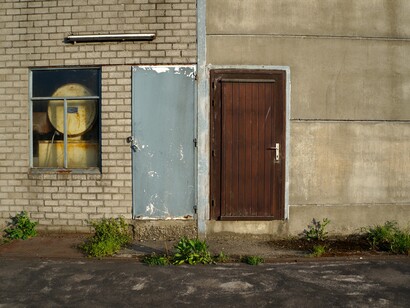 Baerle-Nassau, Paesi Bassi. Dopo molte riunioni di commissione miste tra i due Stati la soluzione al problema fu trovata nella collocazione della porta d’ingresso dell’abitazione quale elemento dirimente la nazionalità