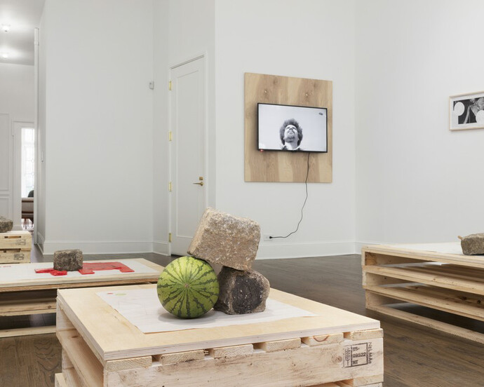 Paulo Nazareth, Exhibition view. Courtesy of Mendes Wood DM